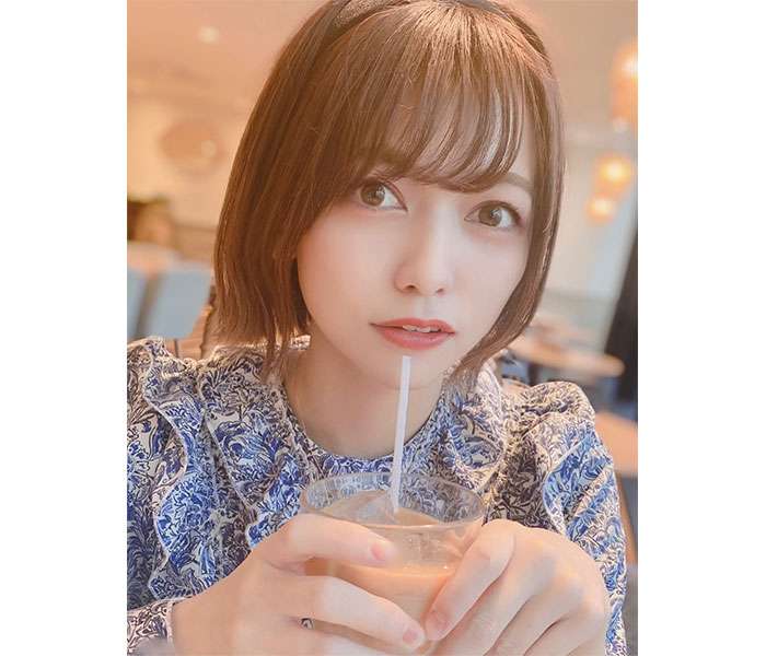 NGT48 中村歩加の自然な“あざと可愛い”ショットに反響！「表情めちゃくちゃ神ですー」！！ | WWSチャンネル