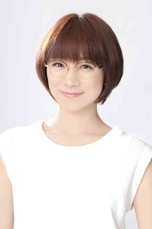 “キノコヘア”時東ぁみ、5年ぶり宣材写真撮影に「変わってないのがスゴい」「かわいい」の声