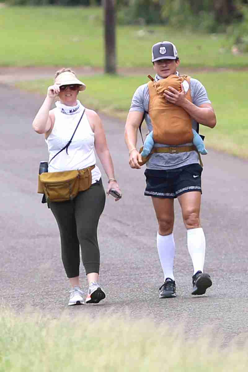 オーランド・ブルームの元＆現パートナー、ミランダ・カーとケイティ・ペリーが仲良くライブ配信でトーク！