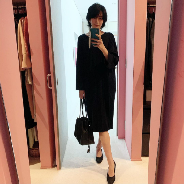 長谷川理恵、2780円バッグで学校行事コーデ披露「バーキンにしか見えない」驚きの声