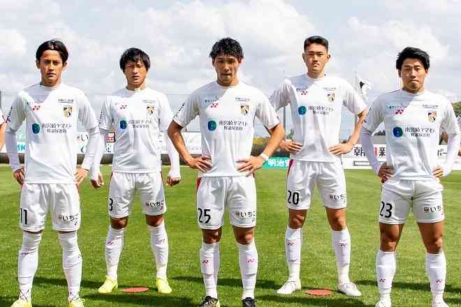 「FC今治、惚れたぜ」テゲバジャーロ宮崎が明かした対戦相手のスポーツマンシップにファン大反響！｜ニフティニュース