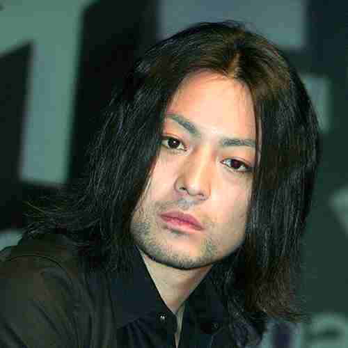 山田孝之が“義務教育”の放棄自慢で炎上！「勘違いがすごい」批判殺到 - まいじつ