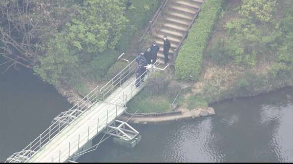 【速報】池に男児2人転落し死亡　親と一緒に来ていたか