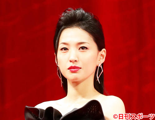 センター分けの美男美女の画像が見たい