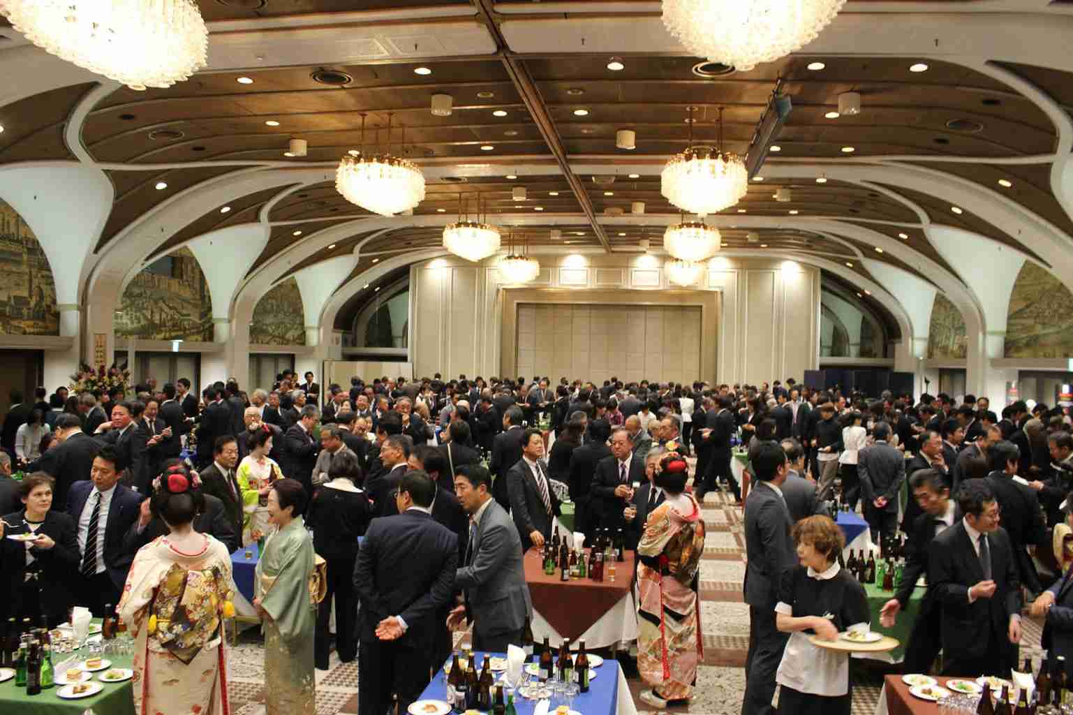 コロナ禍でも政治資金パーティ開催! 政治家は全員コロナが嘘だと知っている  |  RAPT理論のさらなる進化形