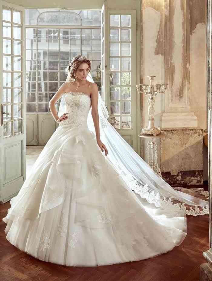 綺麗なウエディングドレスがみたい