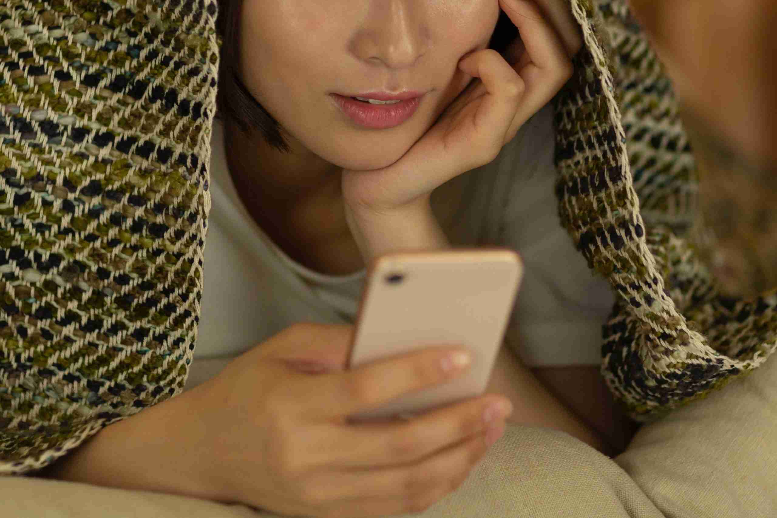 YouTubeを見るとき…　およそ7人に1人が動画再生でやっていること – ニュースサイトしらべぇ
