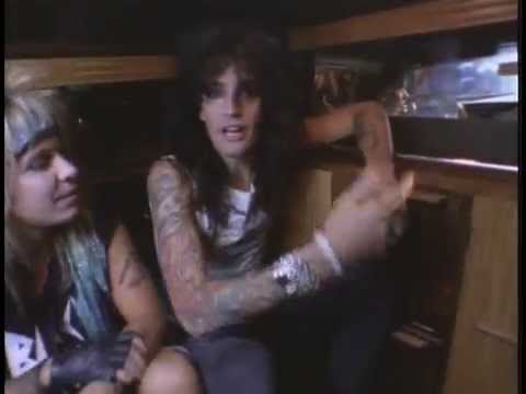 Mötley Crüe - Kickstart My Heart (Official Video) - YouTube