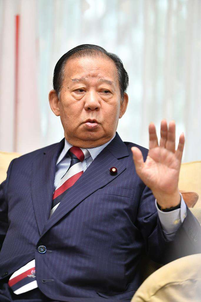 二階俊博幹事長、五輪中止も選択肢
