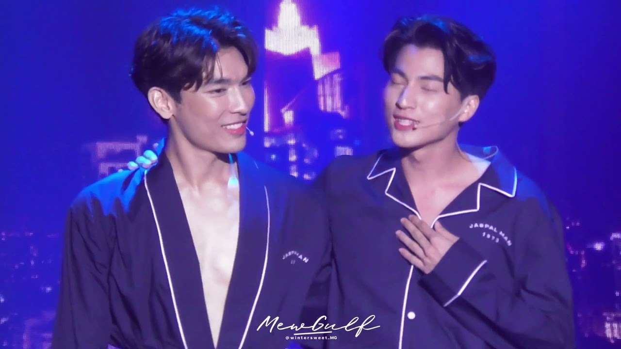 090220 || ลูกอม - มิวกลัฟ #MewGulf #หวานใจมิวกลัฟ #TharnTypeFanMeetinginBKK - YouTube