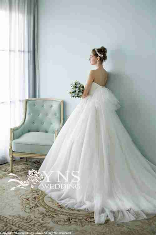 綺麗なウエディングドレスがみたい