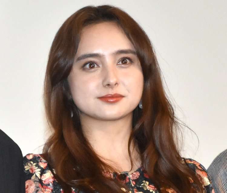 石田ニコル、新型コロナ感染　11日にPCR検査「陽性」、現在症状なく容体安定 | ORICON NEWS
