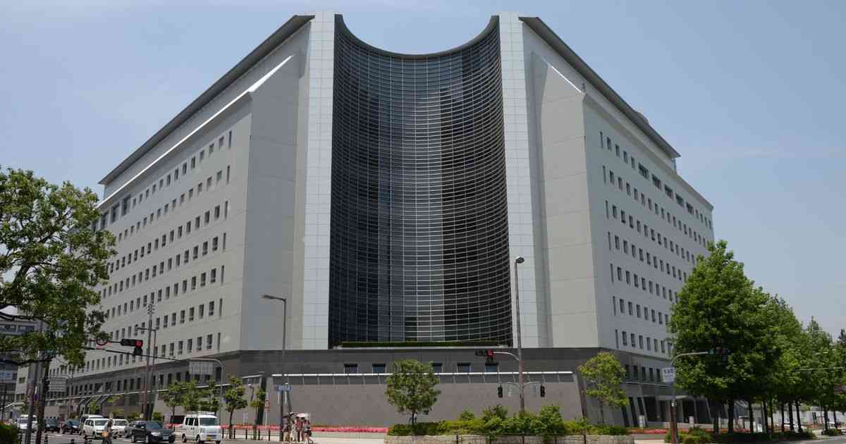 親子３人乗り自転車突き飛ばす　殺人未遂容疑で男送検 - 産経ニュース