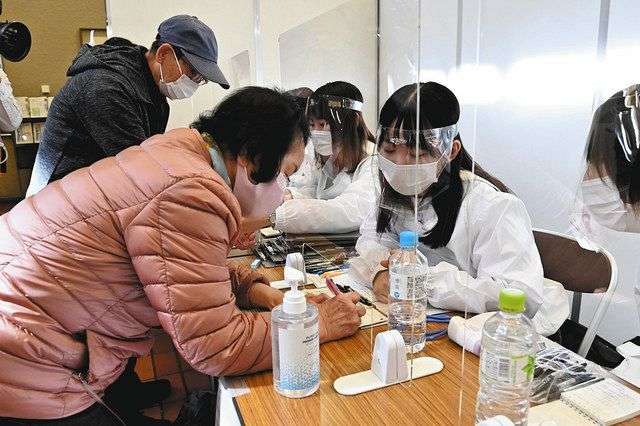 余ったワクチンは廃棄…「混乱避けるため」と八王子市　一方、予約なしで訪れ断られた人も相次ぐ：東京新聞 TOKYO Web