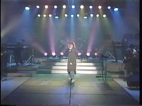 戸川純　コレクター - YouTube