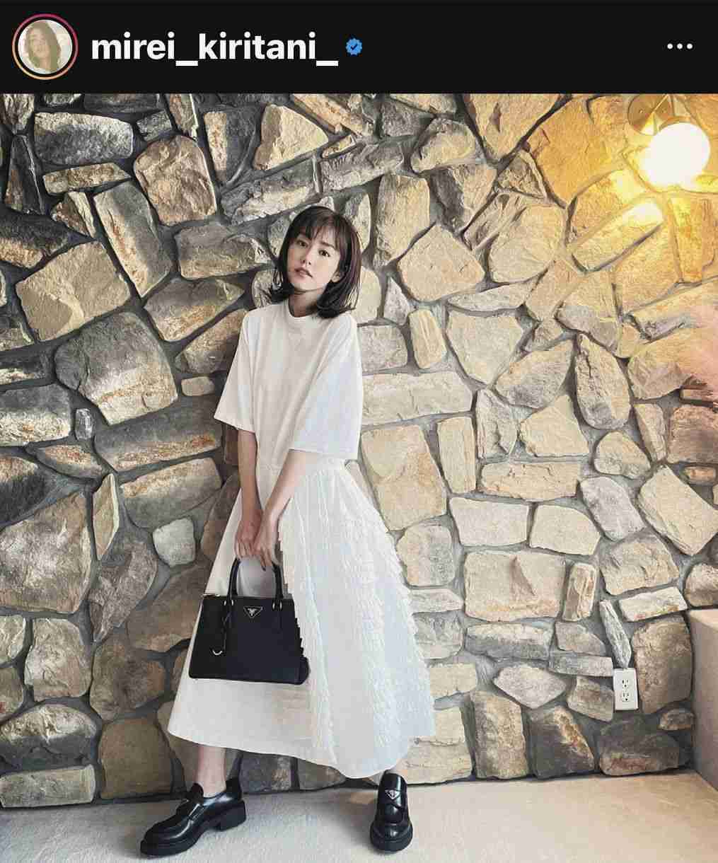 桐谷美玲が公開したインスタに『違和感』あり!?「靴、ご主人のですか？」「ツッコんでいいとこ？」