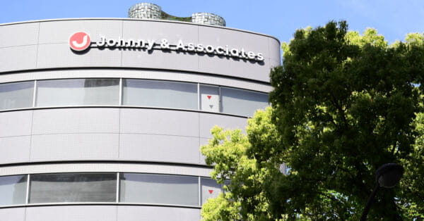 櫻井翔主演ドラマが緊急事態宣言！ 視聴率低迷で〝続編映画〟撮り直しも | 東スポのジャニーズに関するニュースを掲載