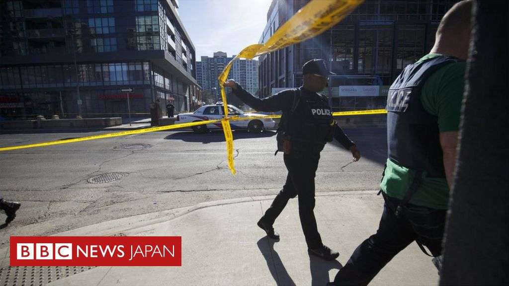 性的不満が背景のテロ罪、17歳少年を起訴　カナダ初 - BBCニュース