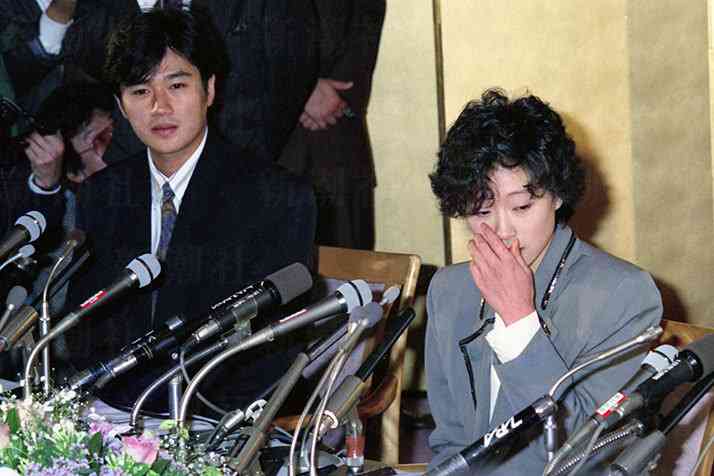 金屏風会見で中森明菜は近藤真彦に騙されたのか　仕掛け人が語っていた真相（デイリー新潮） - Yahoo!ニュース