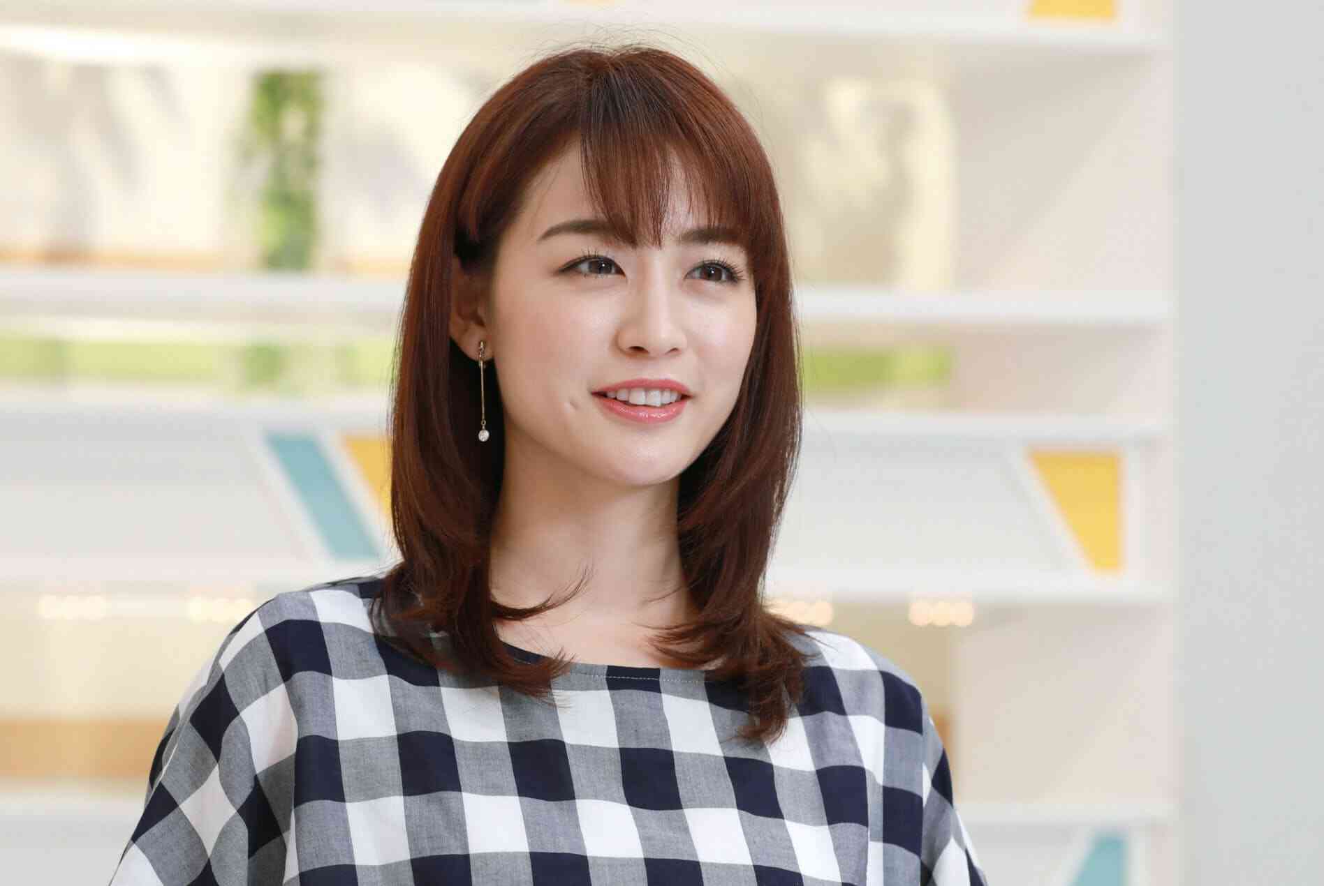 新井恵理那、“変身”自作ネックレスに「天才か?」「手品師みたい」の声