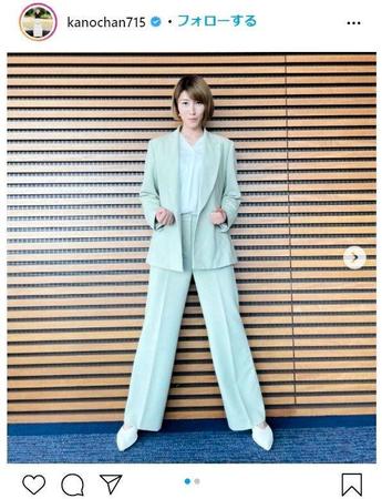 狩野舞子 9頭身の超絶脚長スタイルに「竹馬乗ってる?」「かっこええ」の声
