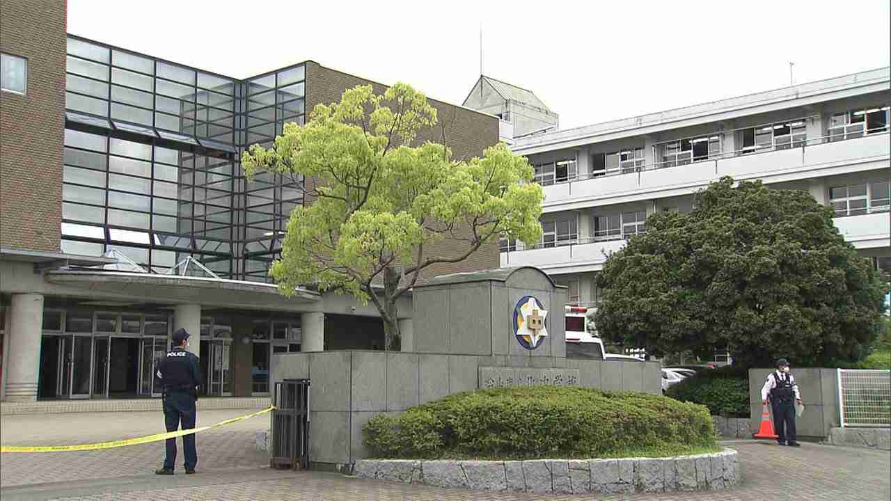中学校で理科の実験中に体調不良訴え21人搬送　愛媛・松山市