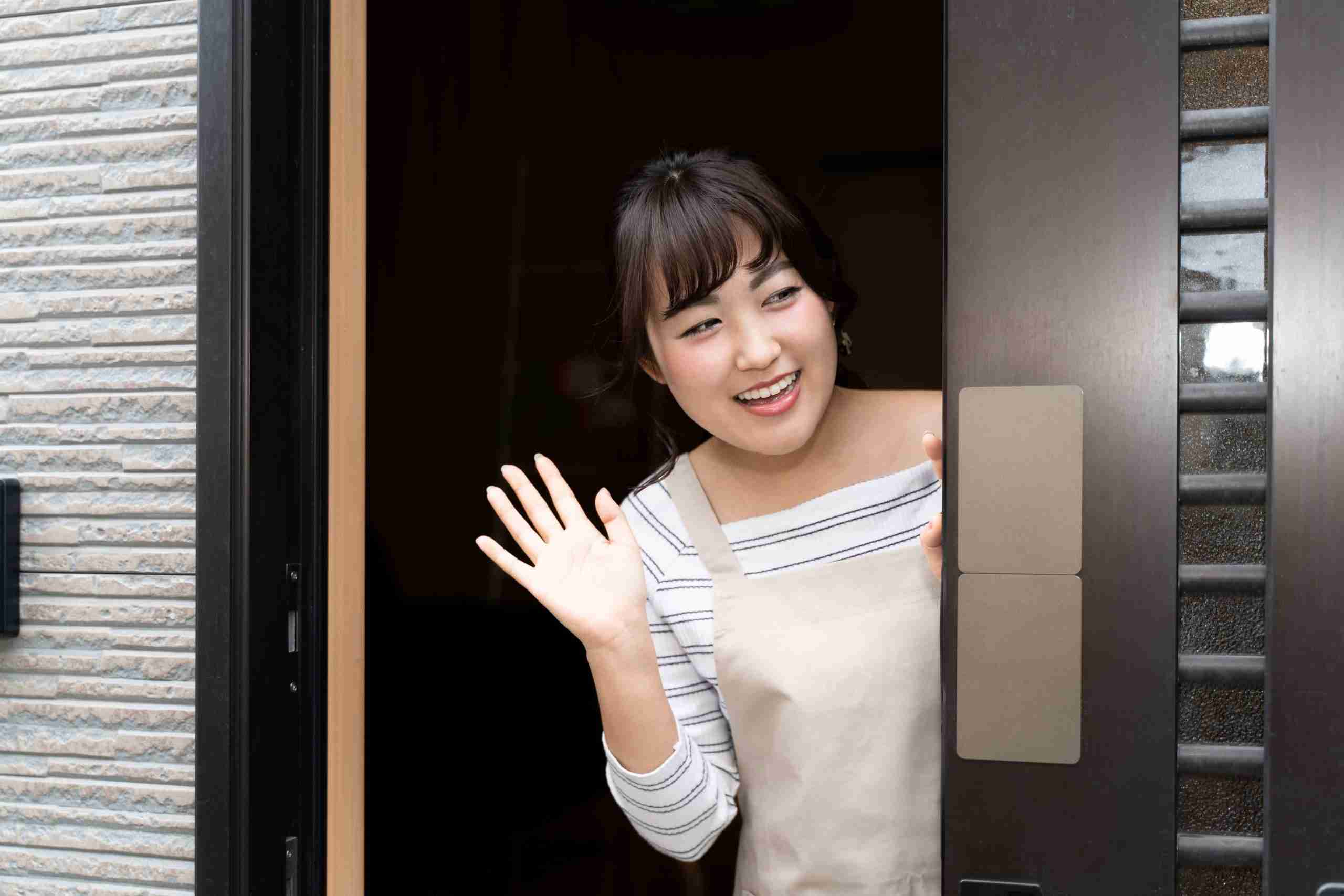 今、専業主婦になりたいと思う人の割合は？　独身女性に聞いてみた – ニュースサイトしらべぇ