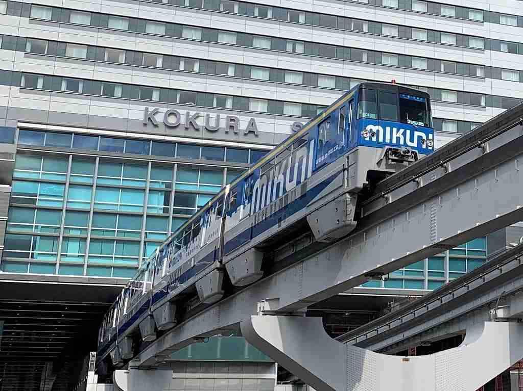母子健康手帳の提示で妊婦はモノレール乗車券が半額「マタニティ割引」 - Yahoo! JAPAN