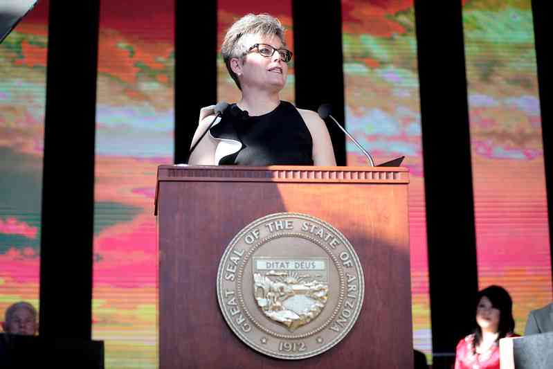 バイデン政権の司法省がアリゾナ州の監査を停止させようと介入し、マリコパ郡は選挙関連機械の提出を拒否——民主党側は次々と監査妨害を試みるも、マリコパ郡の選挙不正疑惑が次々と明るみに - 