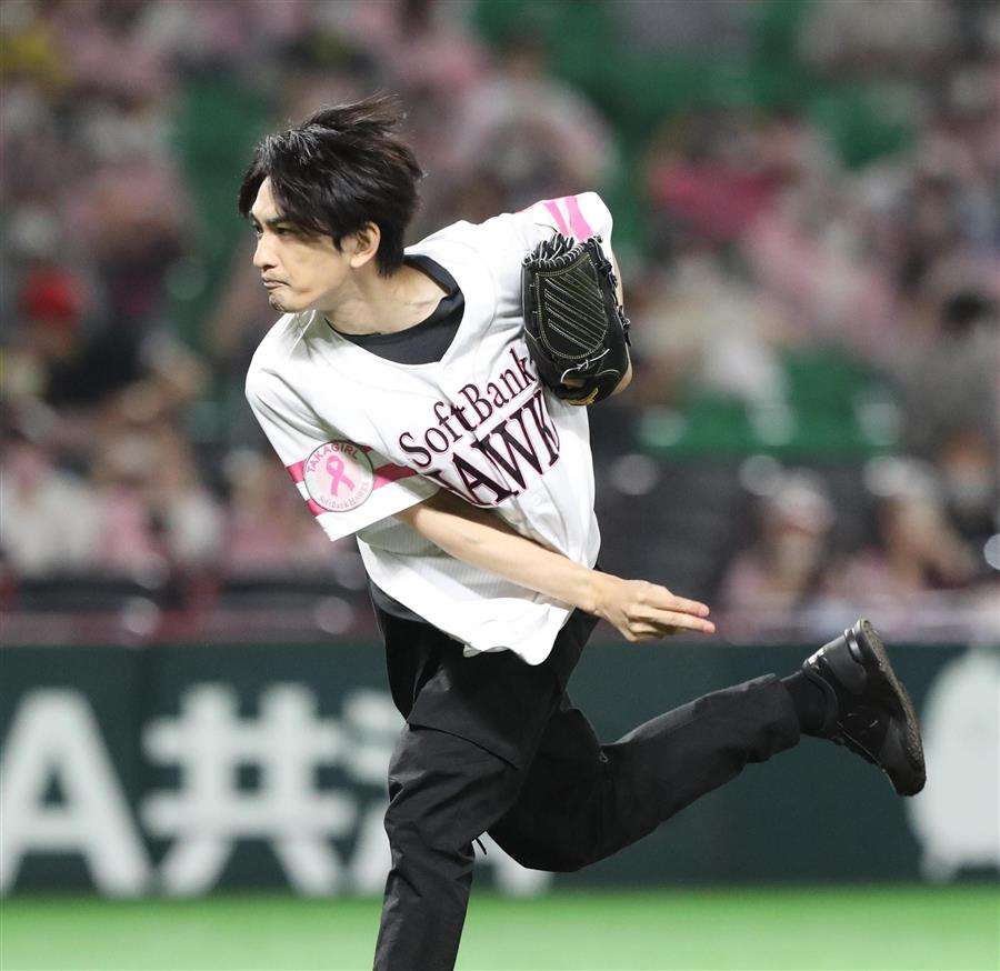 町田啓太が始球式「１００点投球」  - 芸能社会 - SANSPO.COM（サンスポ）