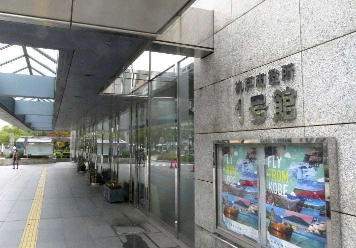 高齢者施設で100人超感染、10人以上死亡…市は公表せず「クラスター精査に遅れ」