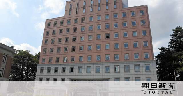 母親の車にはねられ、3歳男児死亡　家族で帰省中　群馬