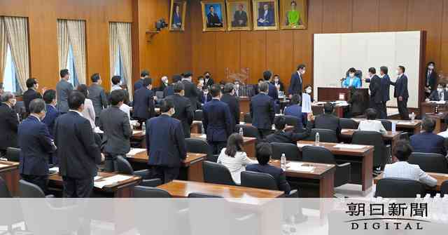75歳以上の医療費2割負担法案が可決　衆院厚労委：朝日新聞デジタル