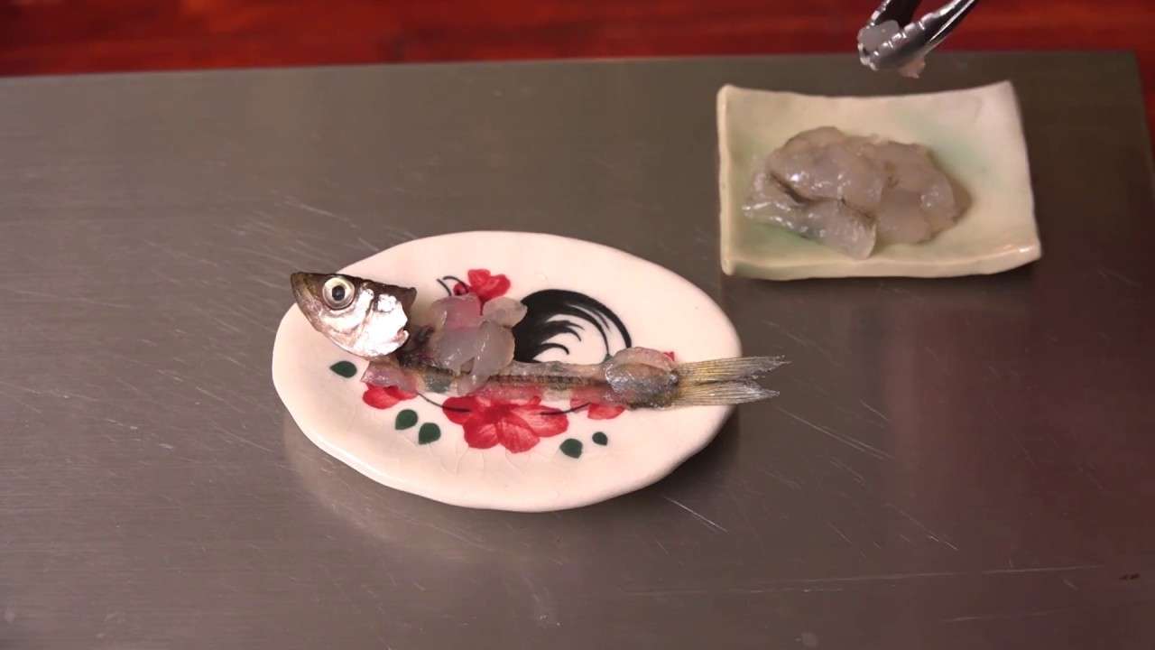 MiniFood sashimi 食べれるミニチュア刺身 - YouTube