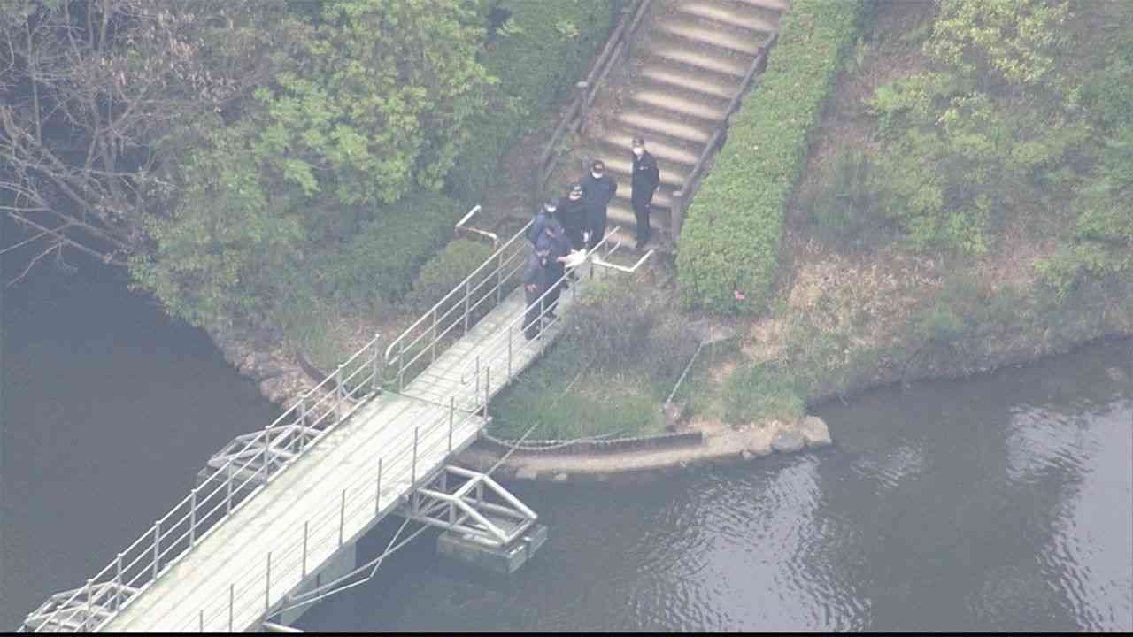 池に男児2人転落し死亡　親と一緒に来ていたか