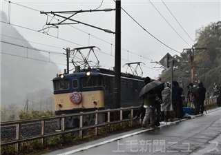 撮り鉄 マナー向上を 路上駐車や線路侵入 不安 Jr信越線沿線 安中の住民 ガールズちゃんねる Girls Channel