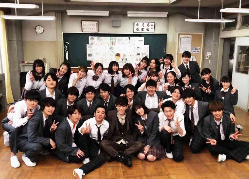 「ポスト新垣結衣」永野芽郁のインスタには載せられないアンニュイな一瞬
