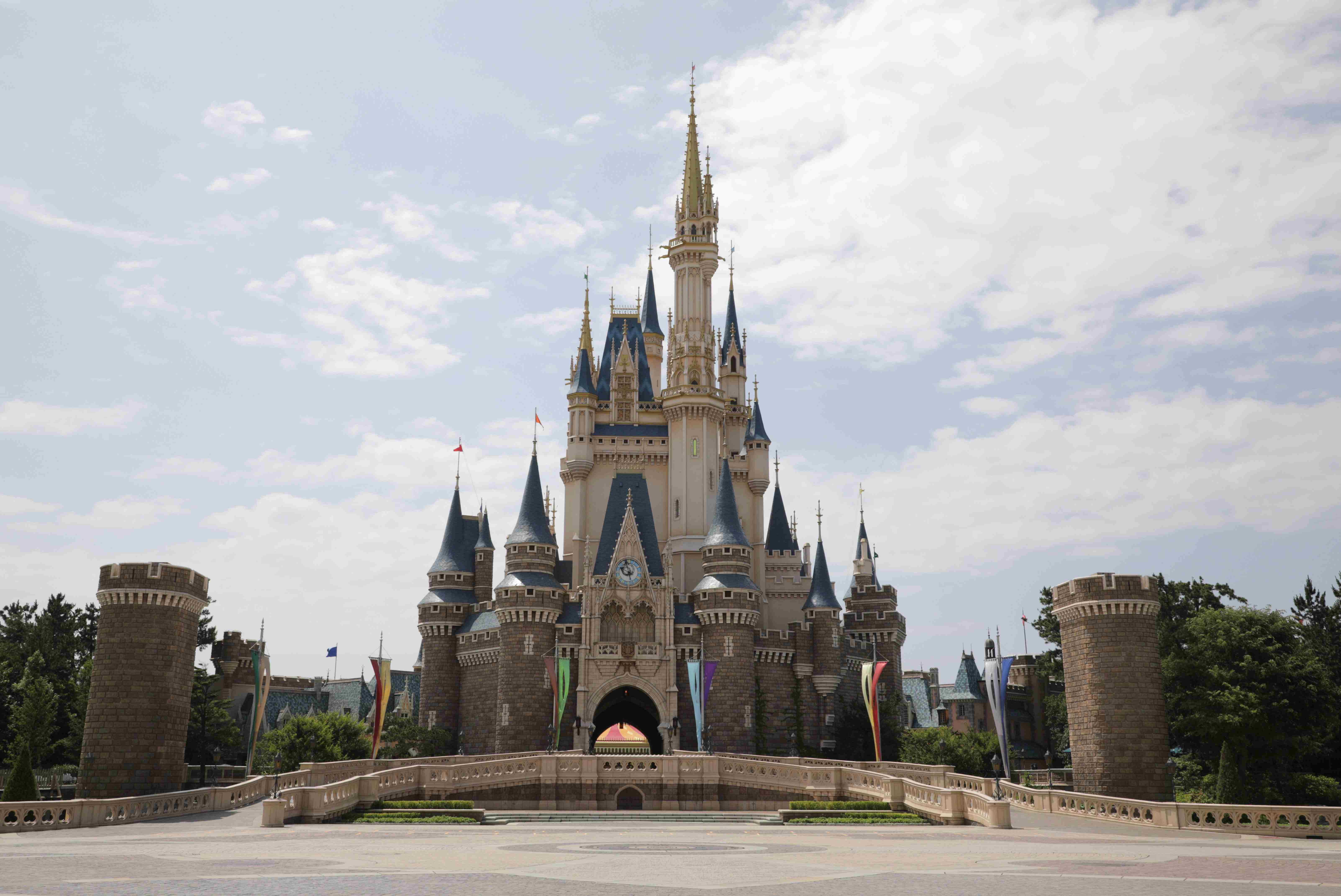 ディズニーリゾートもついにリストラ…オリエンタルランドで正社員の早期退職募集【スクープ】 | ダイヤモンドSCOOP | ダイヤモンド・オンライン
