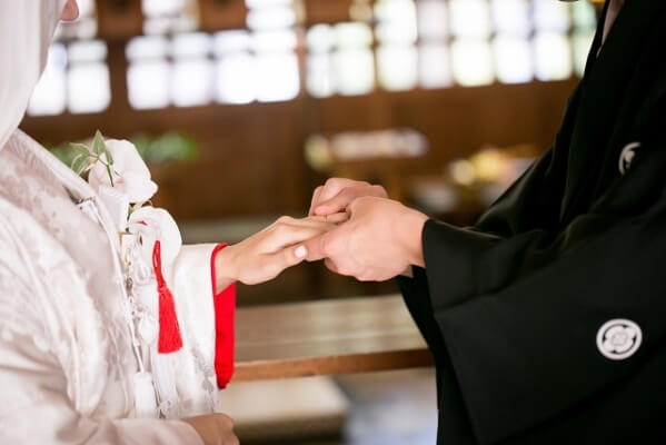 男性の年収1000万円前後でも「専業主婦はNO」生活への不安に共感の声 - ライブドアニュース