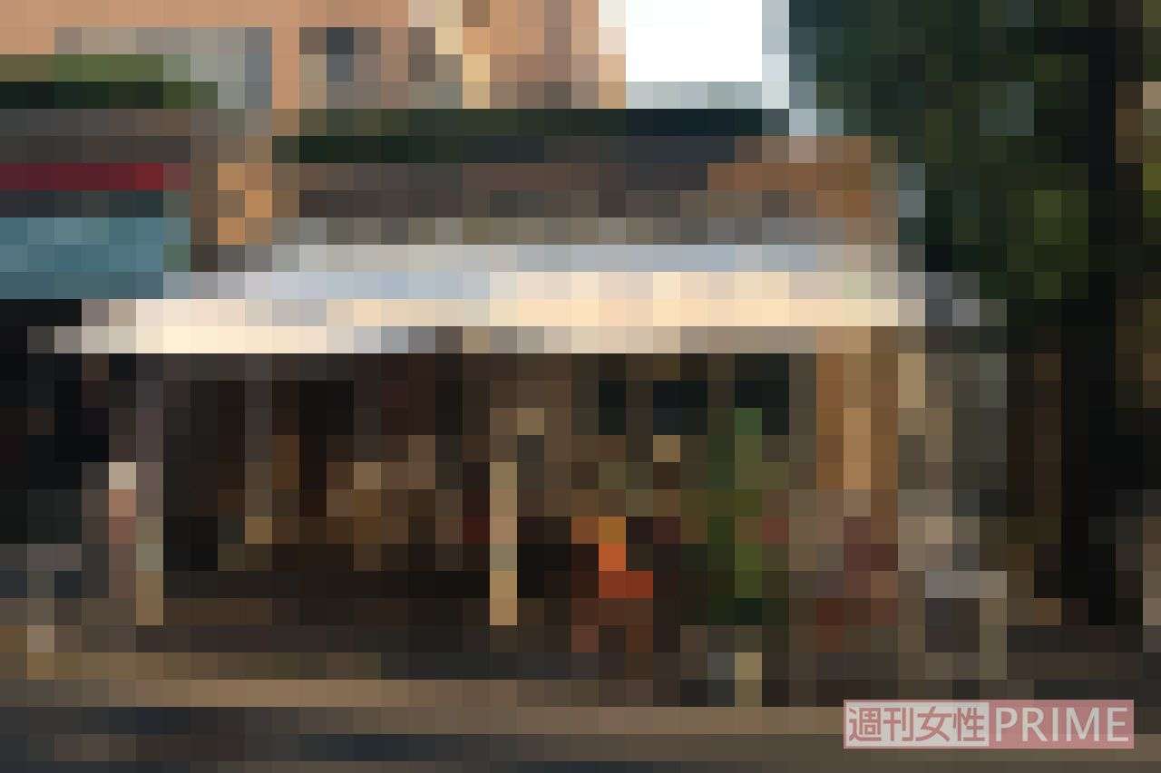 五輪会場近くに謎の「ノーマスクカフェ」、お墨付きを与える専門医の信じがたい言い分 | 週刊女性PRIME