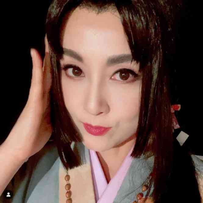 藤原紀香、姫カットの自撮りに大ブーイング「加工がひどすぎる」