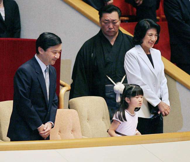 伊勢神宮「天皇からのお供え物」を元職員がヤフオクに出品していた