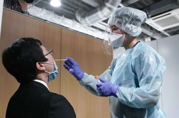 厚労省が通達「コロナ検査の陽性基準を落とす」狙いは五輪か、GoToか（NEWSポストセブン） - Yahoo!ニュース