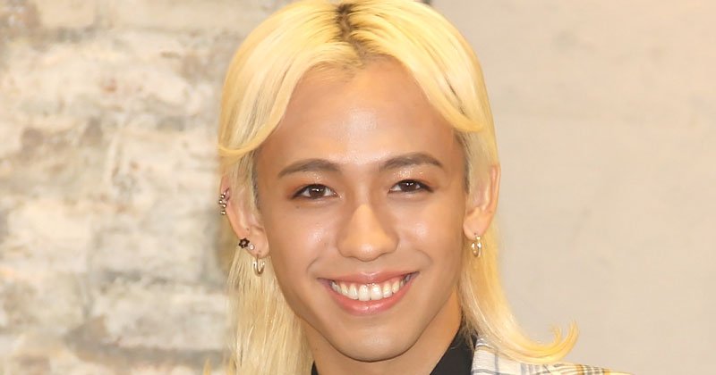 りゅうちぇる「一番モテてた高3」時代の写真公開「こりゃモテますわ」「美しいお顔」