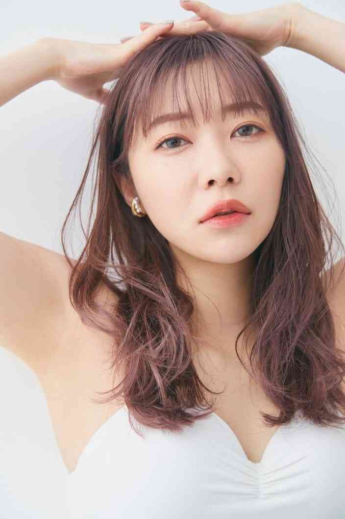 女性芸能人の脇はなぜ綺麗なのか?