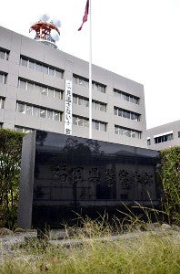 通行人女性「道路にワニかトカゲいる」と１１０番…体長１ｍのトカゲ、側溝に逃げ込む : 社会 : ニュース : 読売新聞オンライン