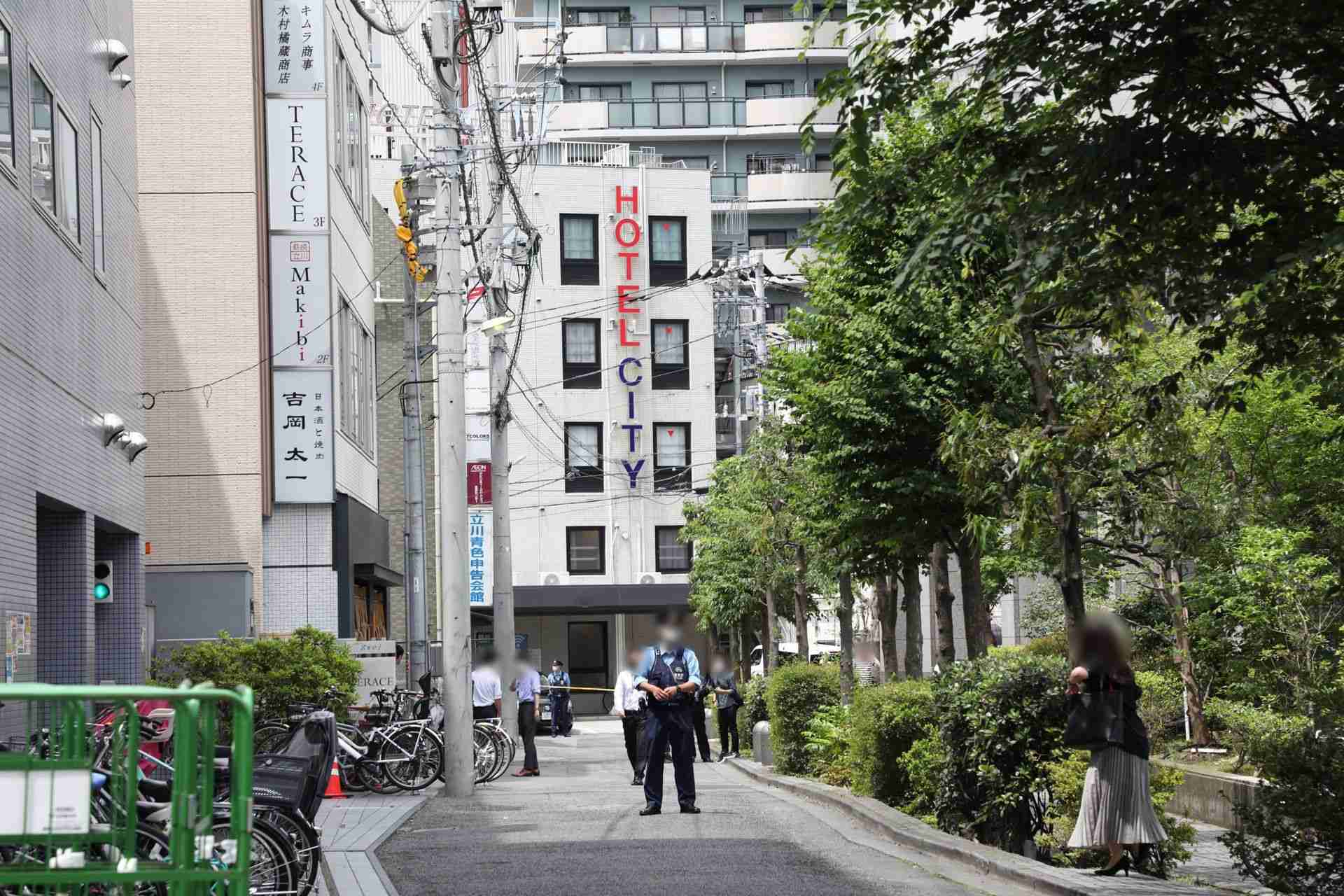 《立川メッタ刺し殺傷》“人妻を夜這いする”風俗で19歳少年はなぜ犯行に及んだのか「アイマスクで無防備な状態にも…」（文春オンライン） - Yahoo!ニュース