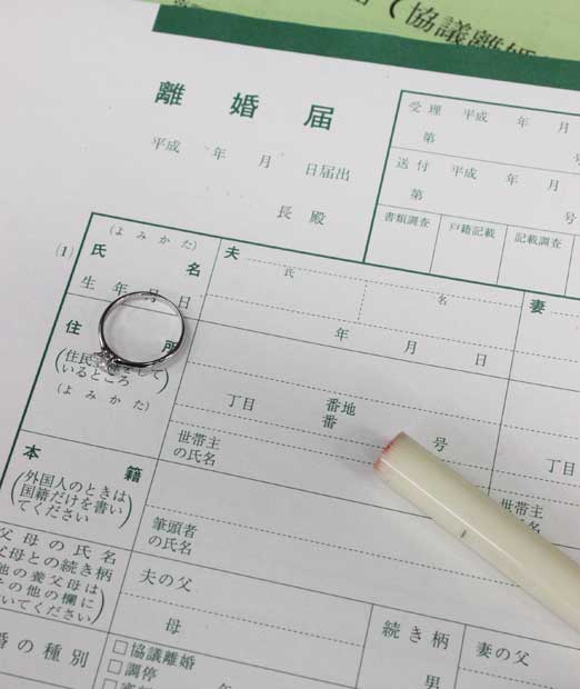 「妻を捨てよう」夫から切り出す「熟年離婚」増加の背景 (1/4) 〈週刊朝日〉｜AERA dot. (アエラドット) 