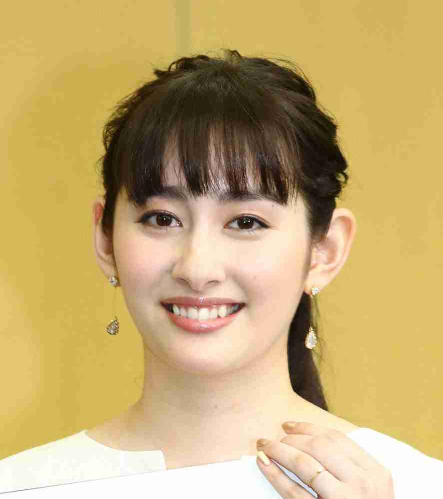 早見あかり　オン眉ぱっつんショート＆メガネショットに反響「超絶可愛い」「涼しそうで良～」