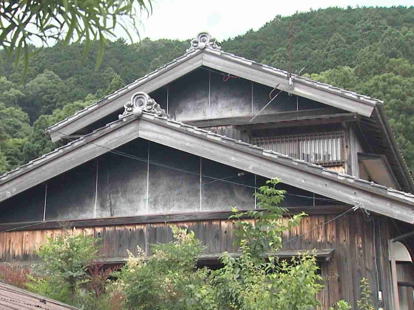 「姑とは仲が悪かった」同居する姑を複数回殴って死なせたか 53歳女逮捕 遺体に複数のアザや骨折の痕